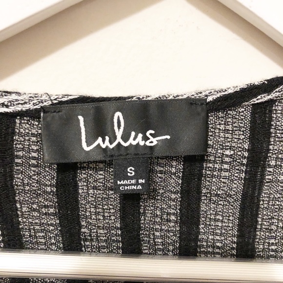 Lulu’s cropped tie-front top - Picture 5 of 8